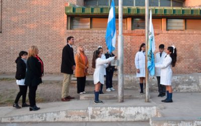 La Escuela Alberto Derani abrió sus puertas para celebrar el día del Himno Nacional Argentino